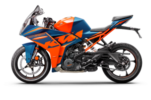 RC 390